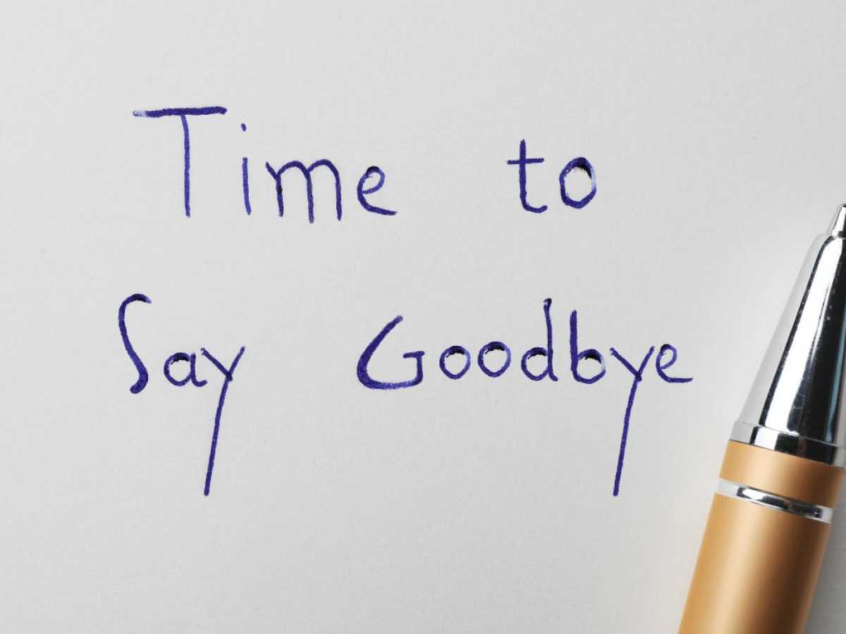 Text saying time to say goodbye